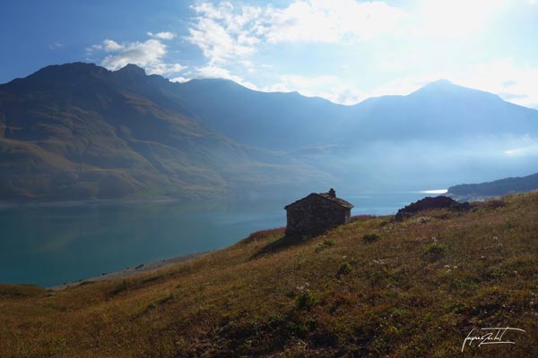 Lac du Mont Cenis en Savoie, France.