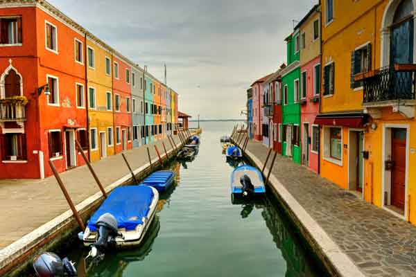 travel to Burano