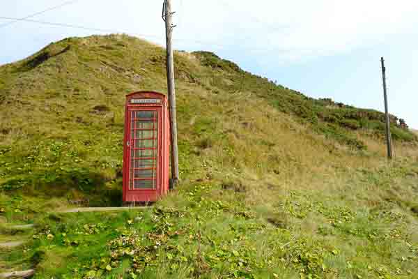 Paysage d'Ecosse, cabine de téléphonne